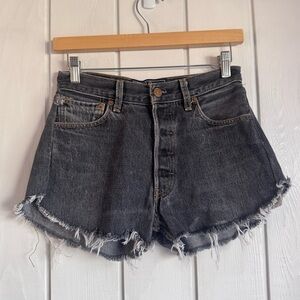 American Vintage Levi’s Black Wash Denim Shorts